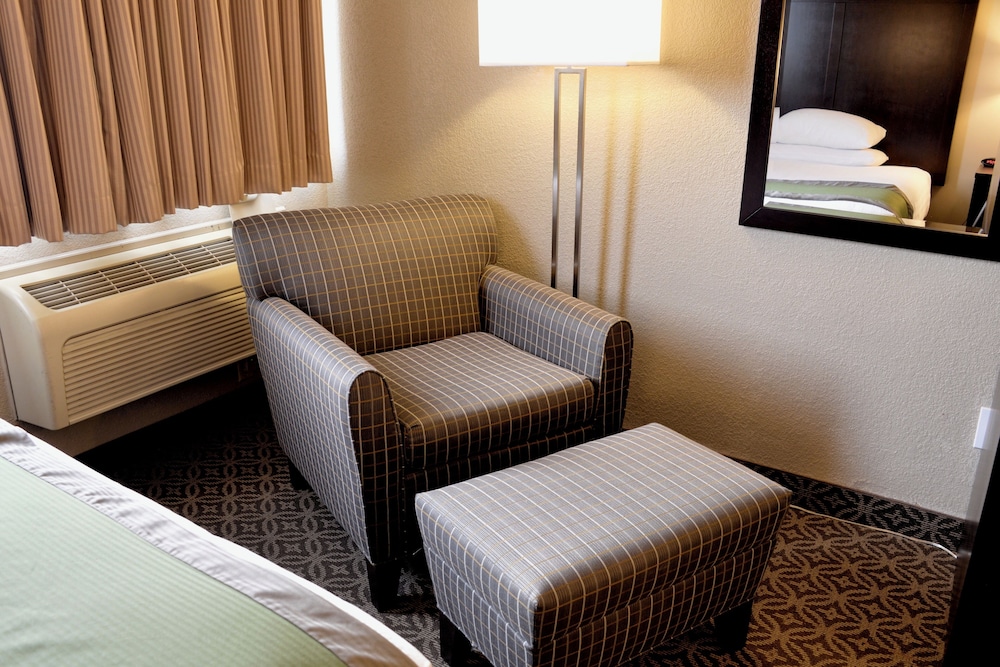 Riversage Billings Inn 30/54