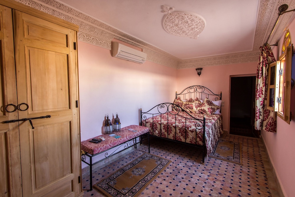 RIAD TARYANA 15/53