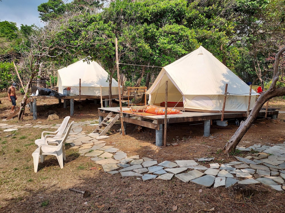 Cliff Cottage Resort 47/75