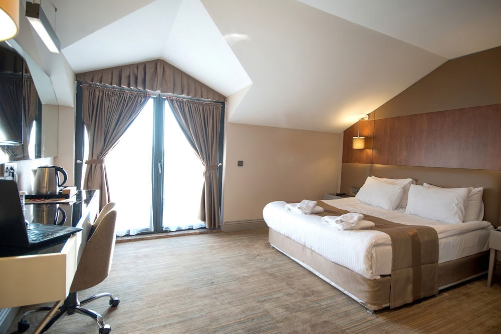 Gk Regency Suites Hotel 18/54