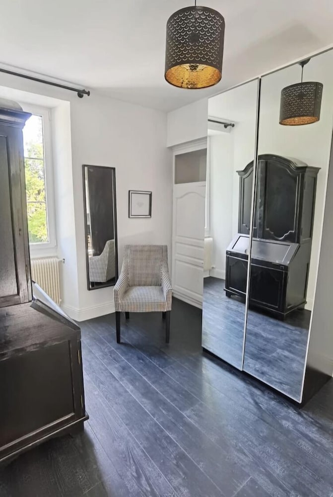 Chateau des Ayes 23/50