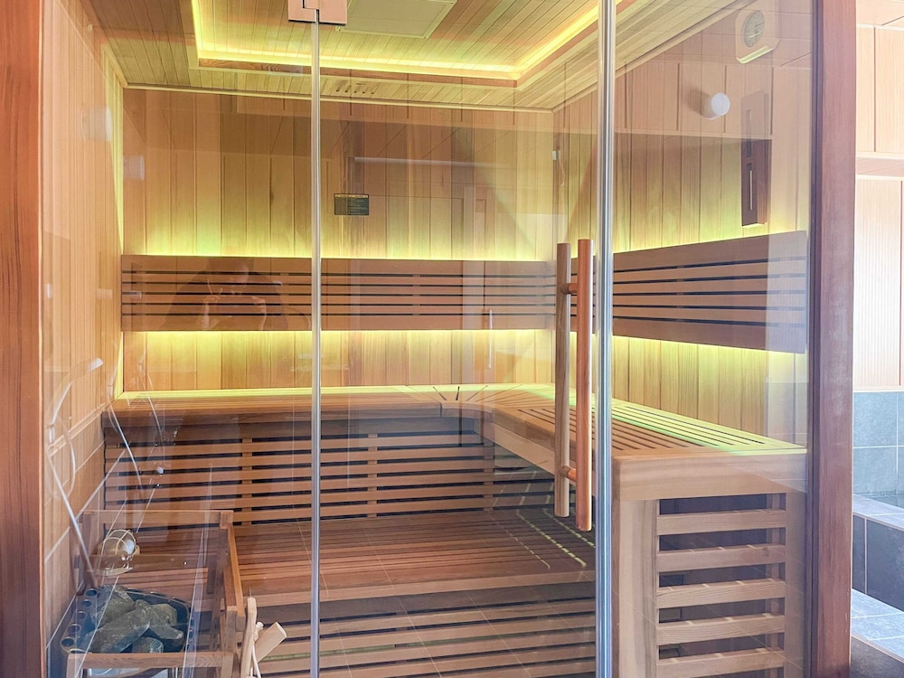 Hotel Crown Hills Yamagata 35/58