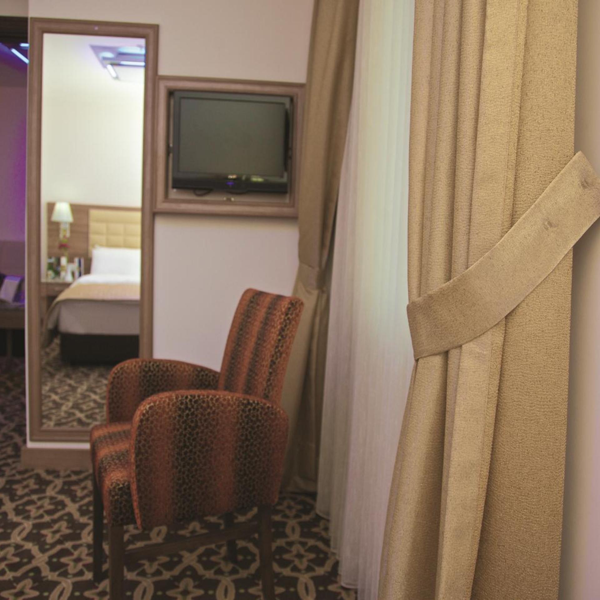 The City Hotel 39/47