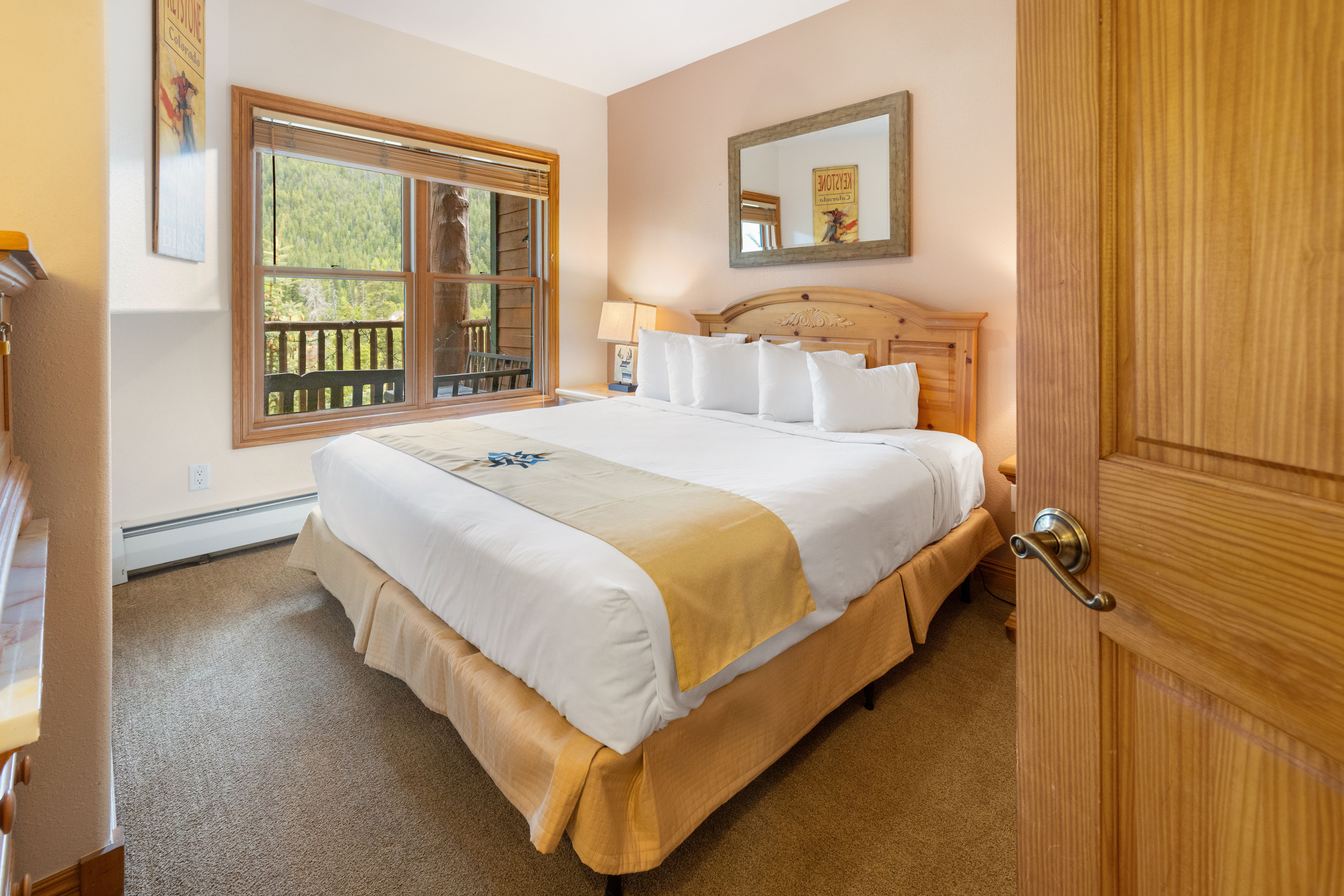 Gateway Mountain Lodge 14/75
