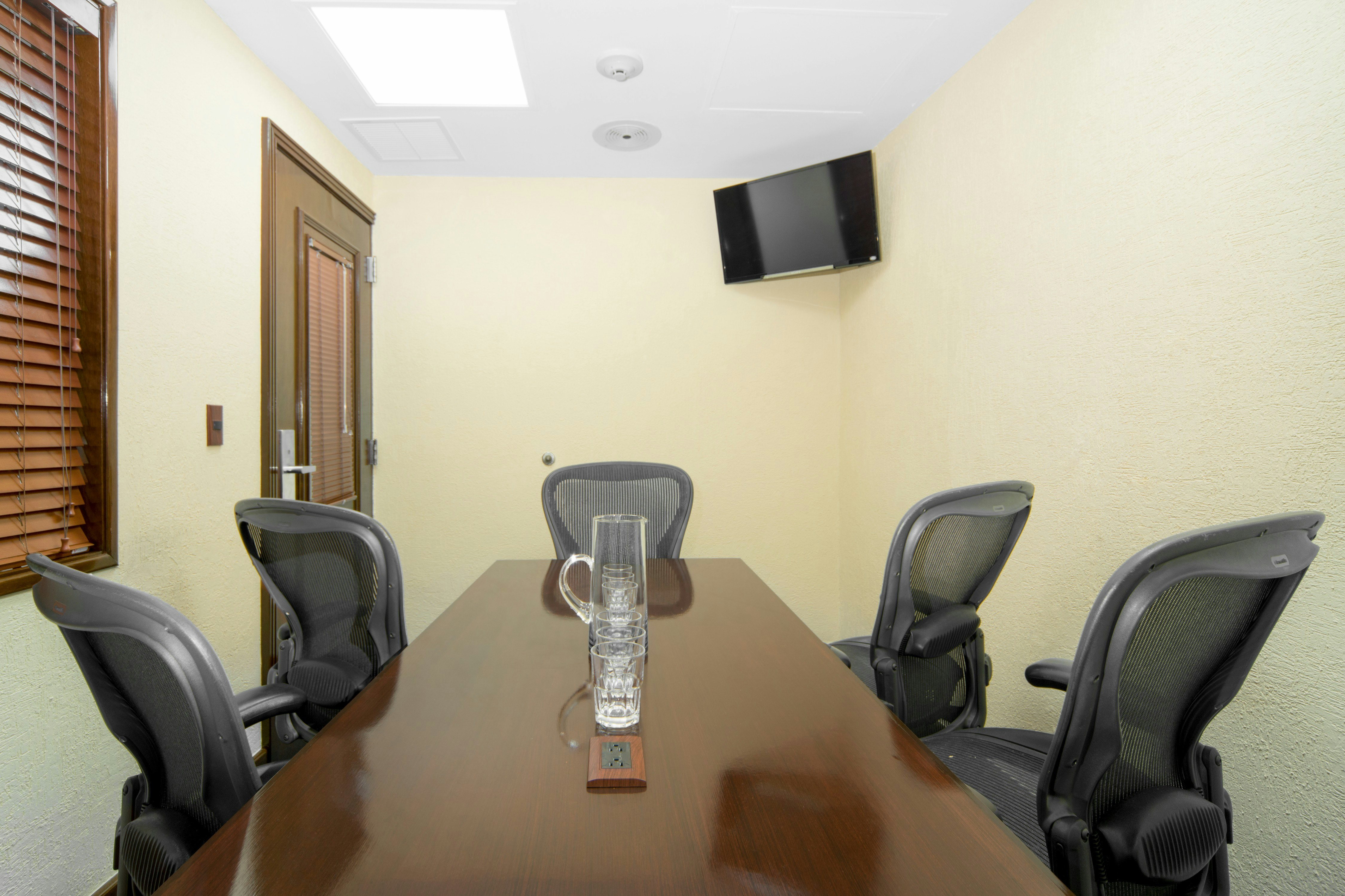 Hampton Inn & Suites Mexico City - Centro Historico 69/73