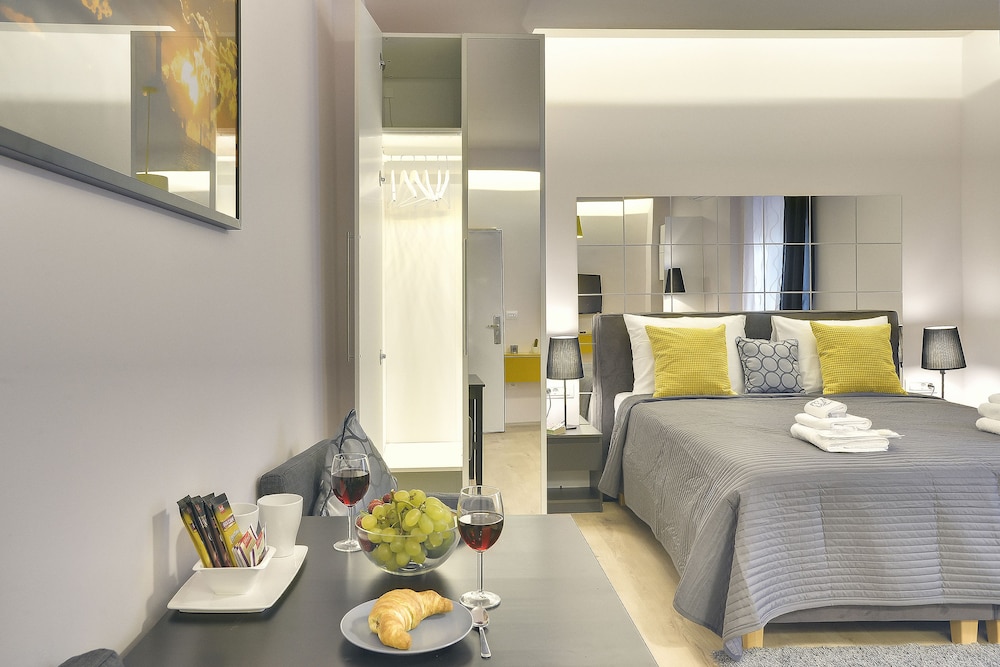 D&A Center Apartments 32/43