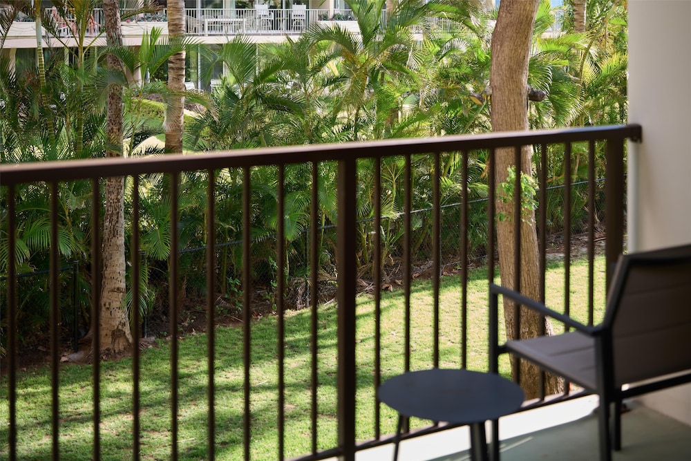 OUTRIGGER Kaanapali Beach Resort 34/50