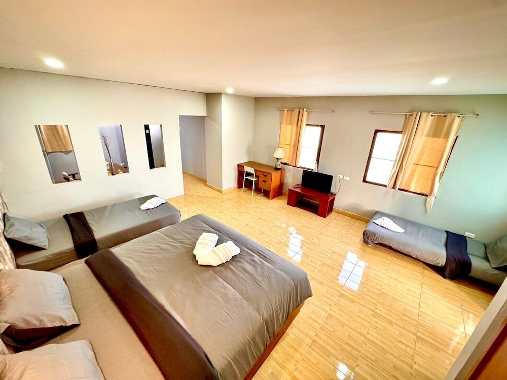 Green Beach Pattaya 28/60