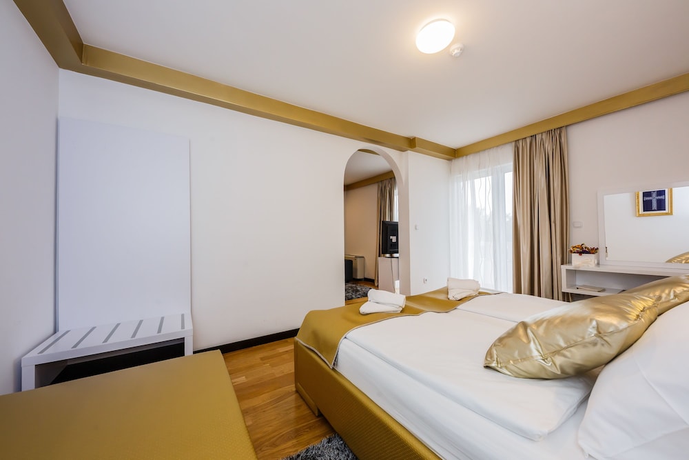 Hotel Sveti Kriz 25/65