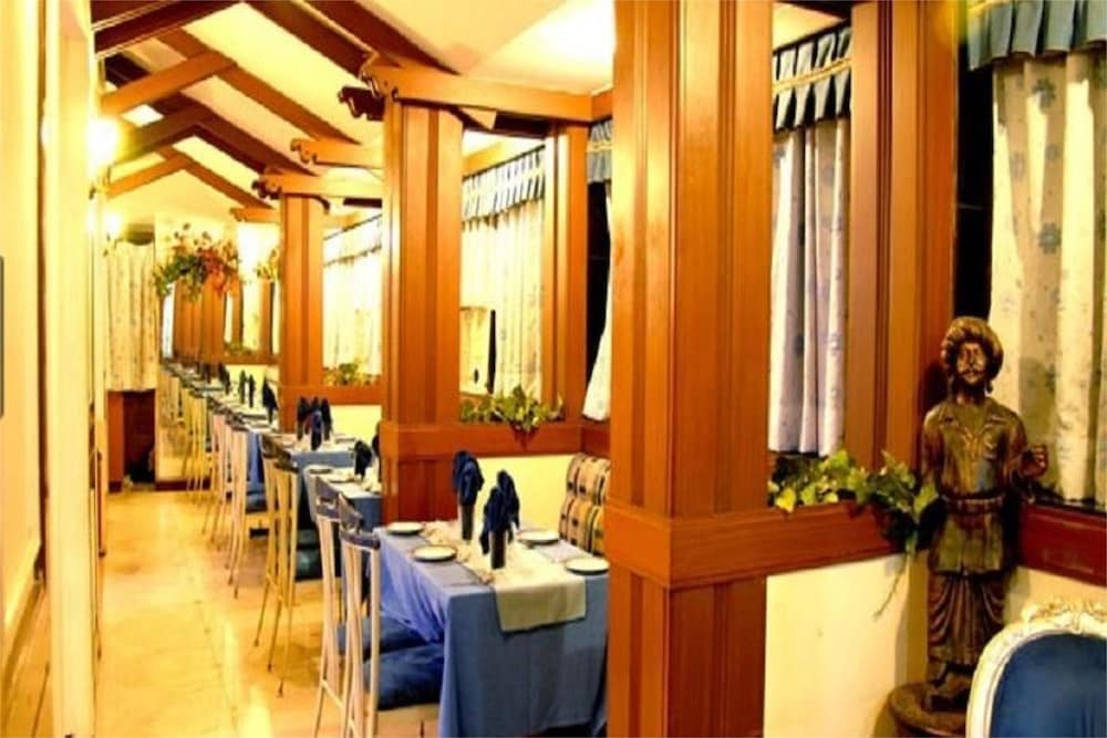 Hotel Sovereign 25/29