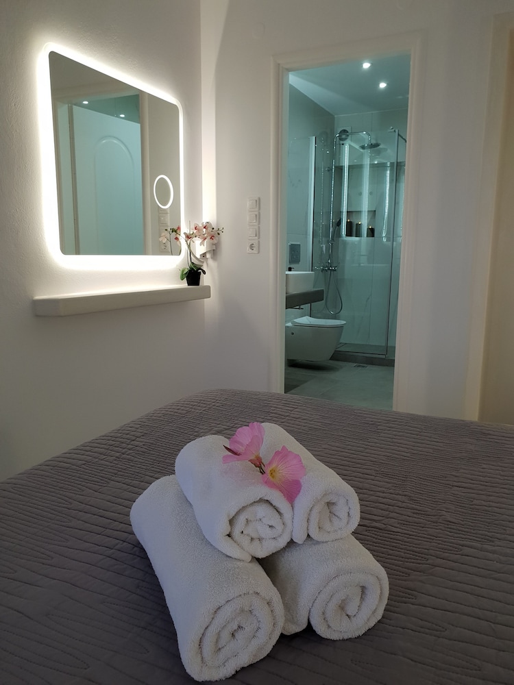 Efthimias Rooms 8/23