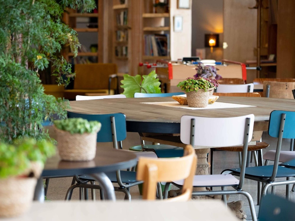 Greet Hotel Rennes Pace 49/57