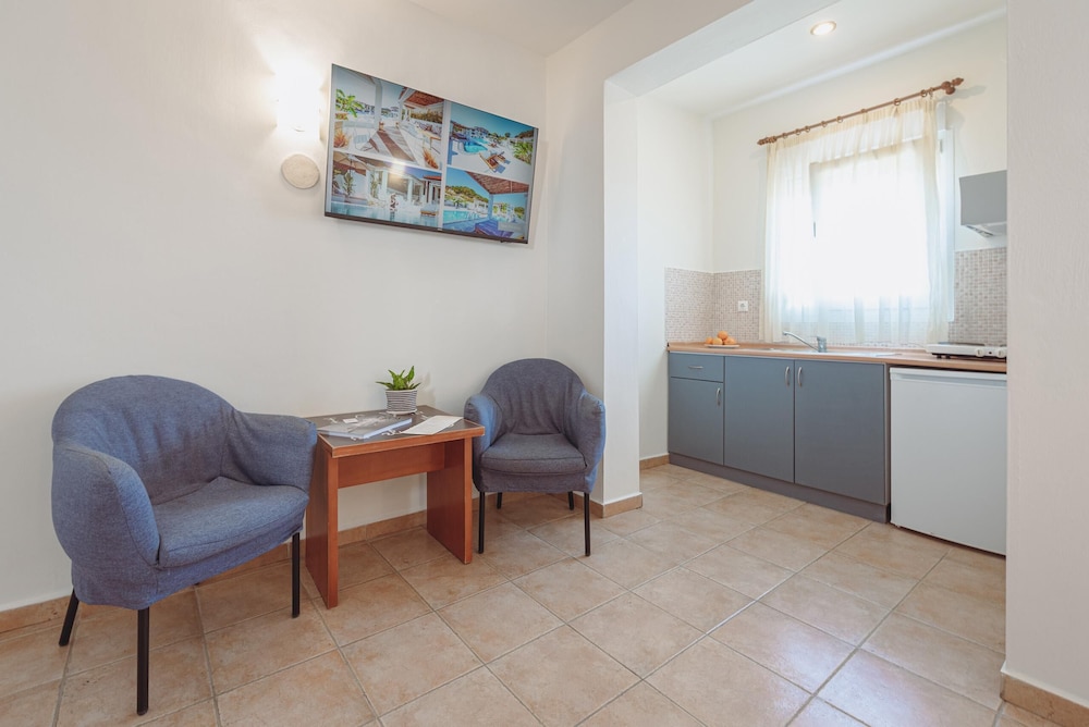 Ampelia Hotel Kassandra 31/50