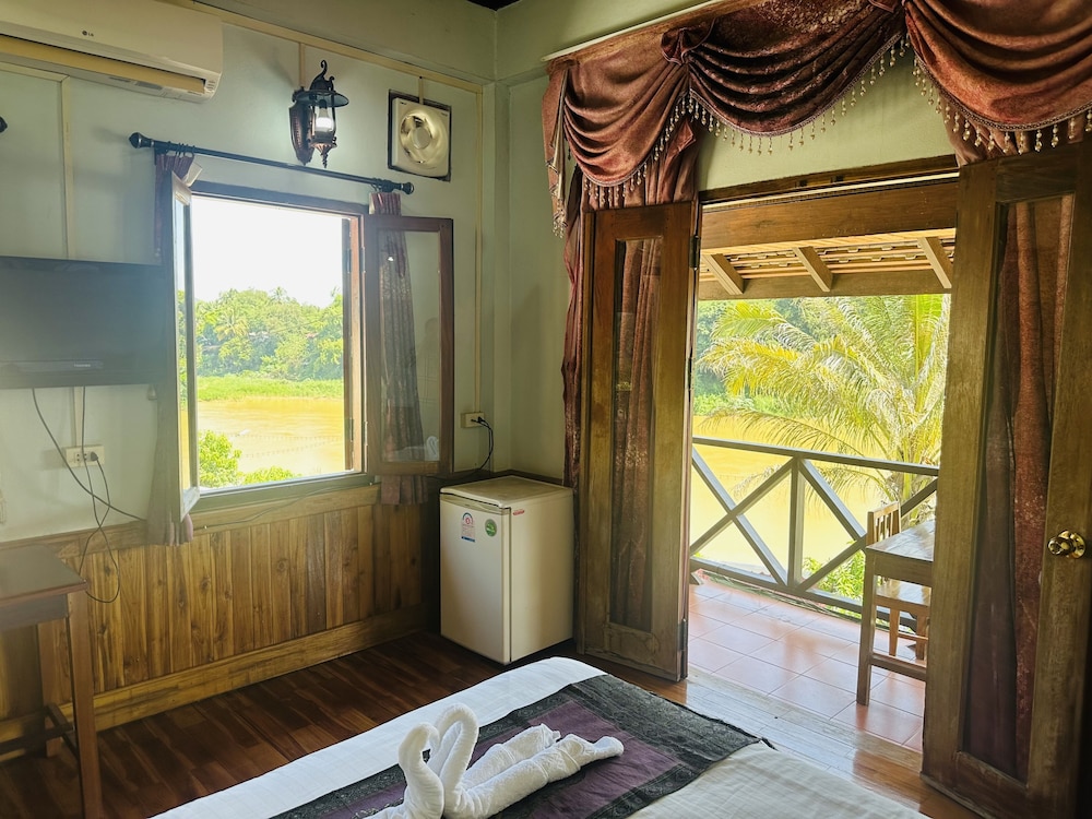 Villa Kingkham Riverside 48/69