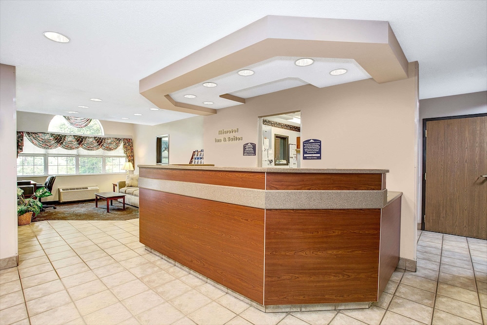 Microtel Inn & Suites by Wyndham Mason/Kings Island 5/26