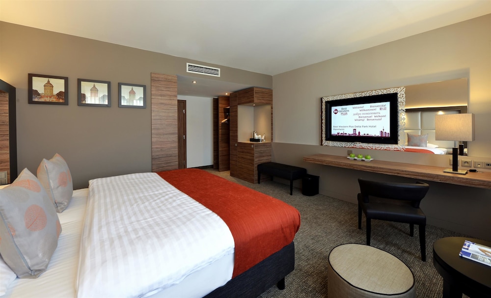 Best Western Plus Delta Park Hotel 12/53