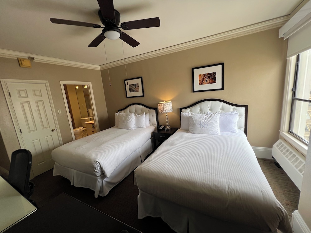 Royal, Courtyard, 2 Double Beds