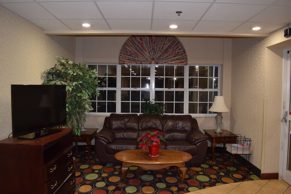 Microtel Inn & Suites by Wyndham Rock Hill/Charlotte Area 35/46