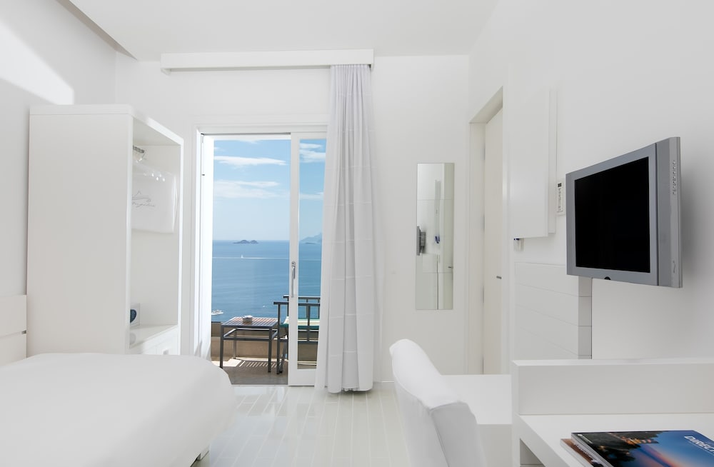Casa Angelina Lifestyle Hotel 72/93