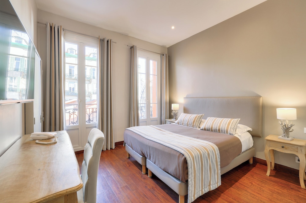 Lepante Hotel 24/51