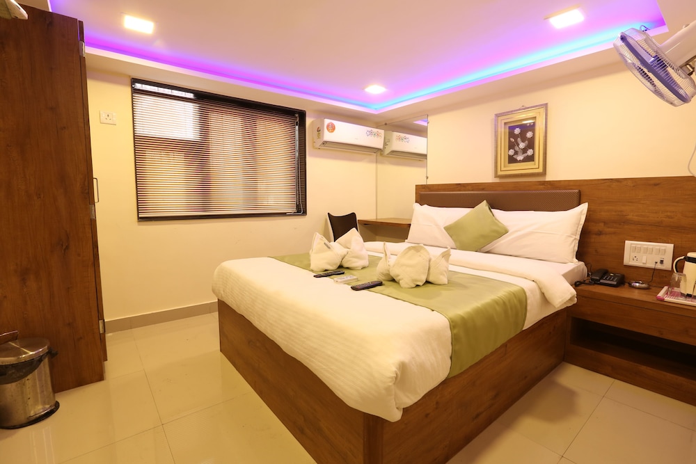 Standard, Double Bed