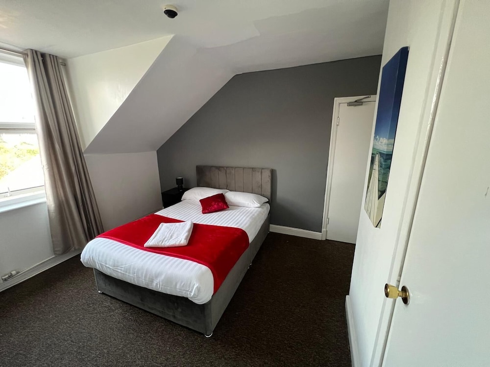 Campbell S Guest House 32/50