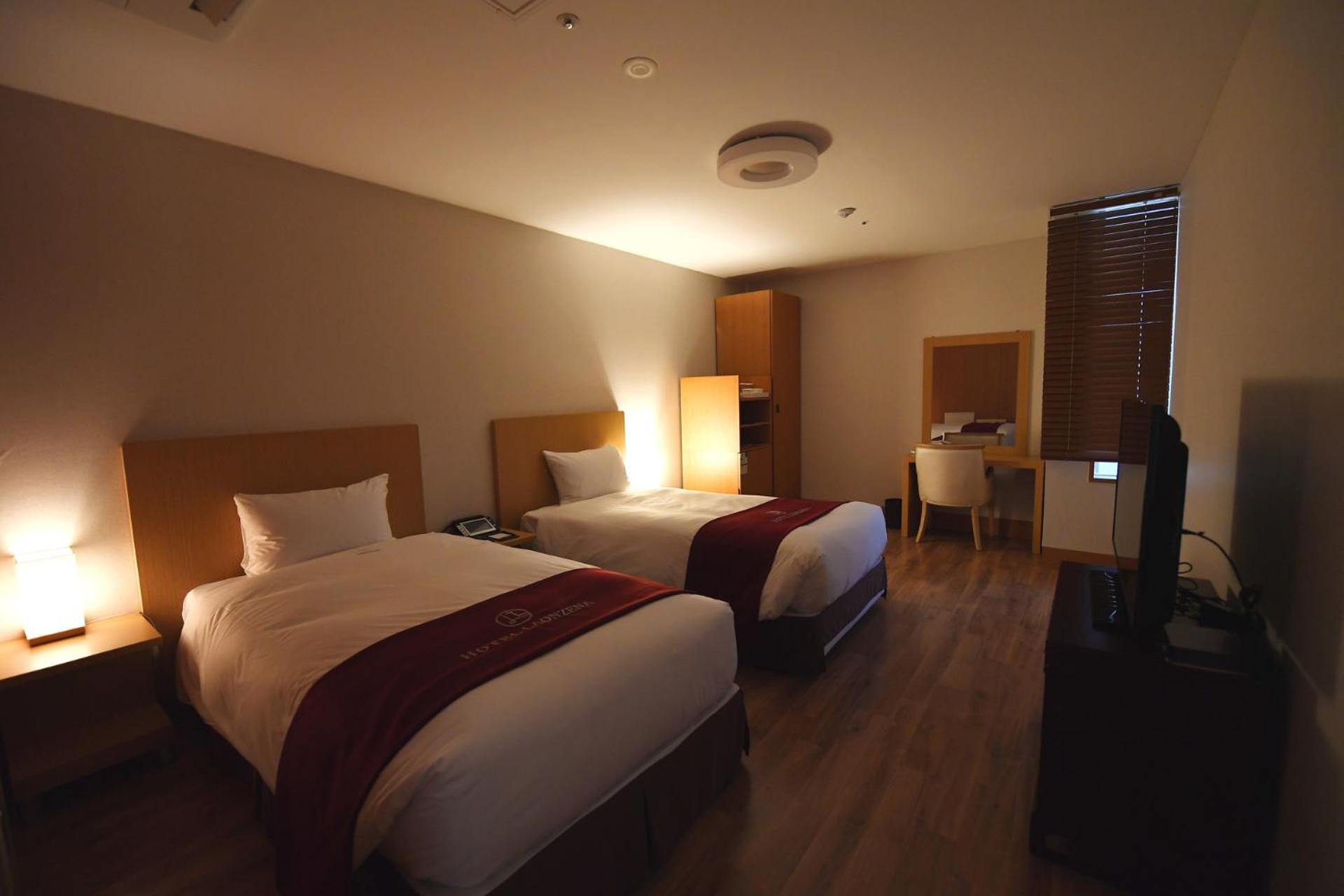 Hotel Laonzena 27/66