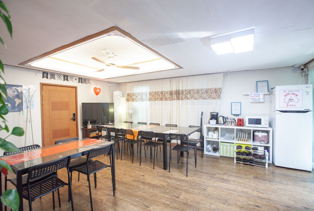 Jeong House 56/63