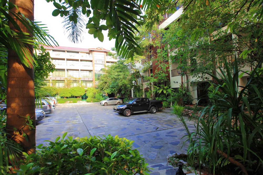 Wungnoy Hotel 59/66