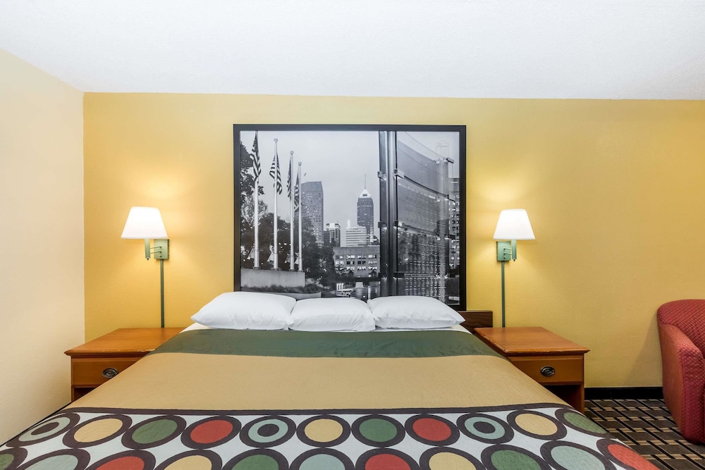 Super 8 by Wyndham Indianapolis/Southport Rd 9/13