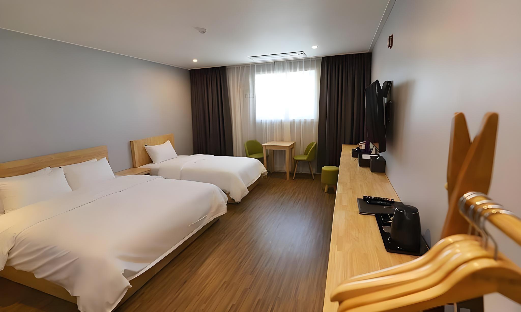 Gangneung Pine City Hotel 33/40