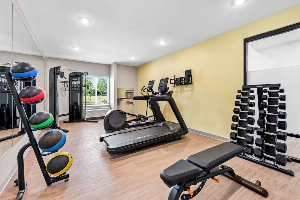 ECHO Suites Extended Stay by Wyndham Reno 50/72