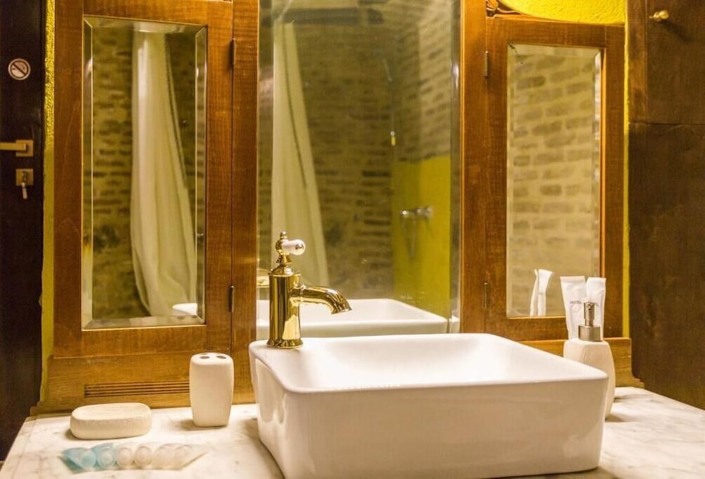 DESIGN, LOFT, DOUBLE BED, CITY VIEW, TERRACE