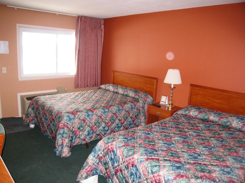 Travelers Lodge Motel Marshall 16/60