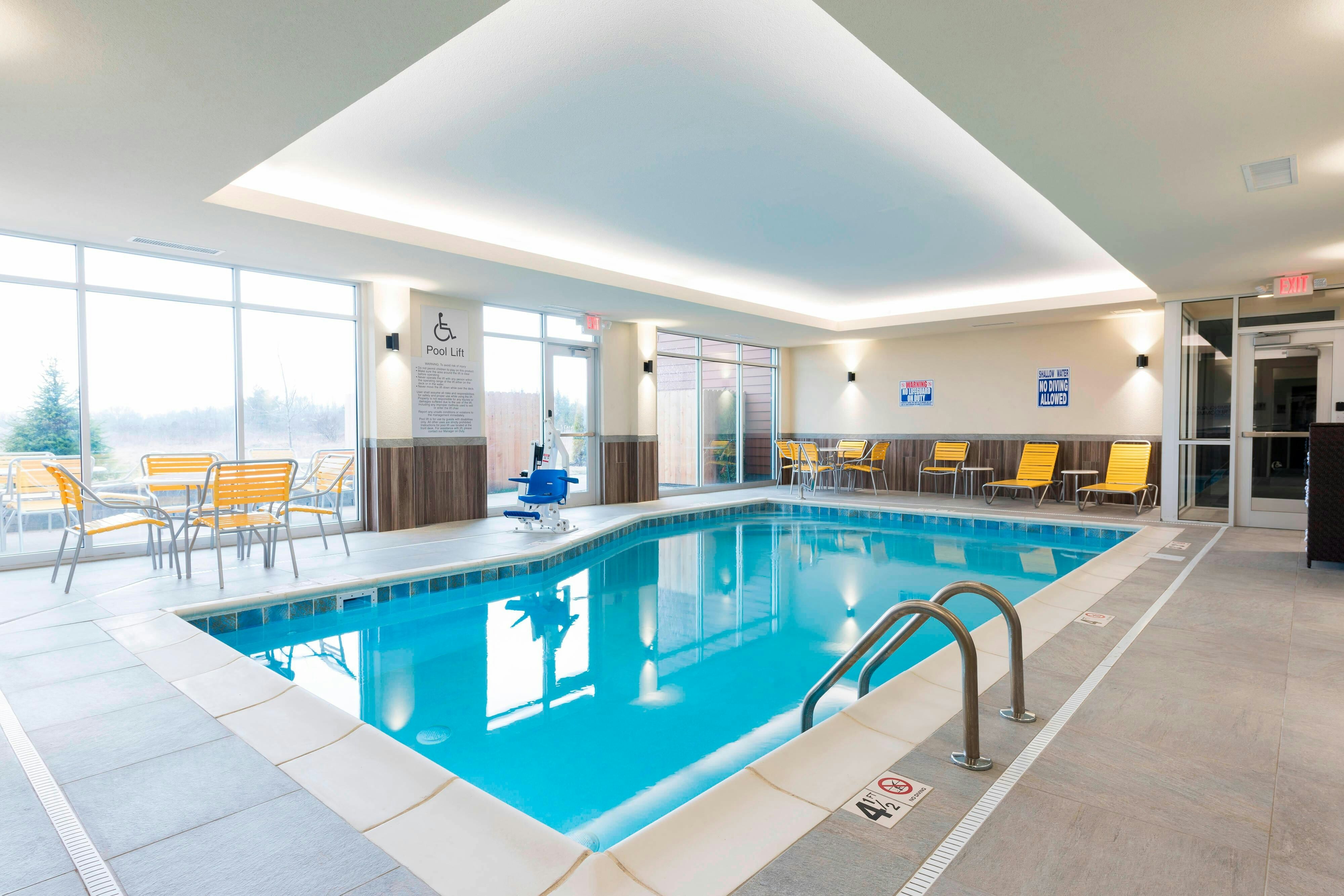 Fairfield Inn Suites Medina 6/15