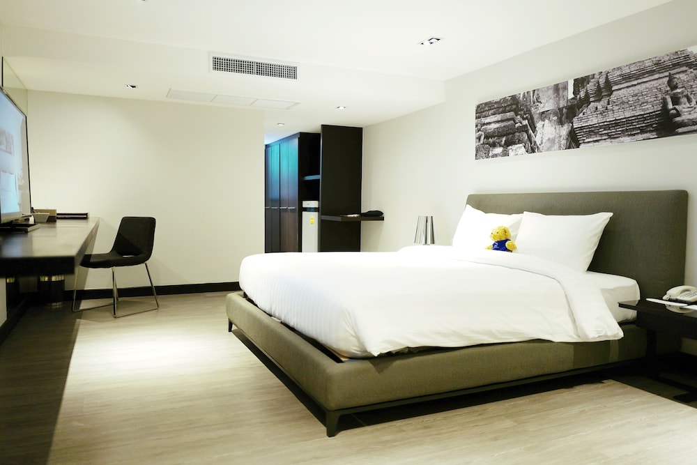 S33 Compact Sukhumvit Hotel 33/78