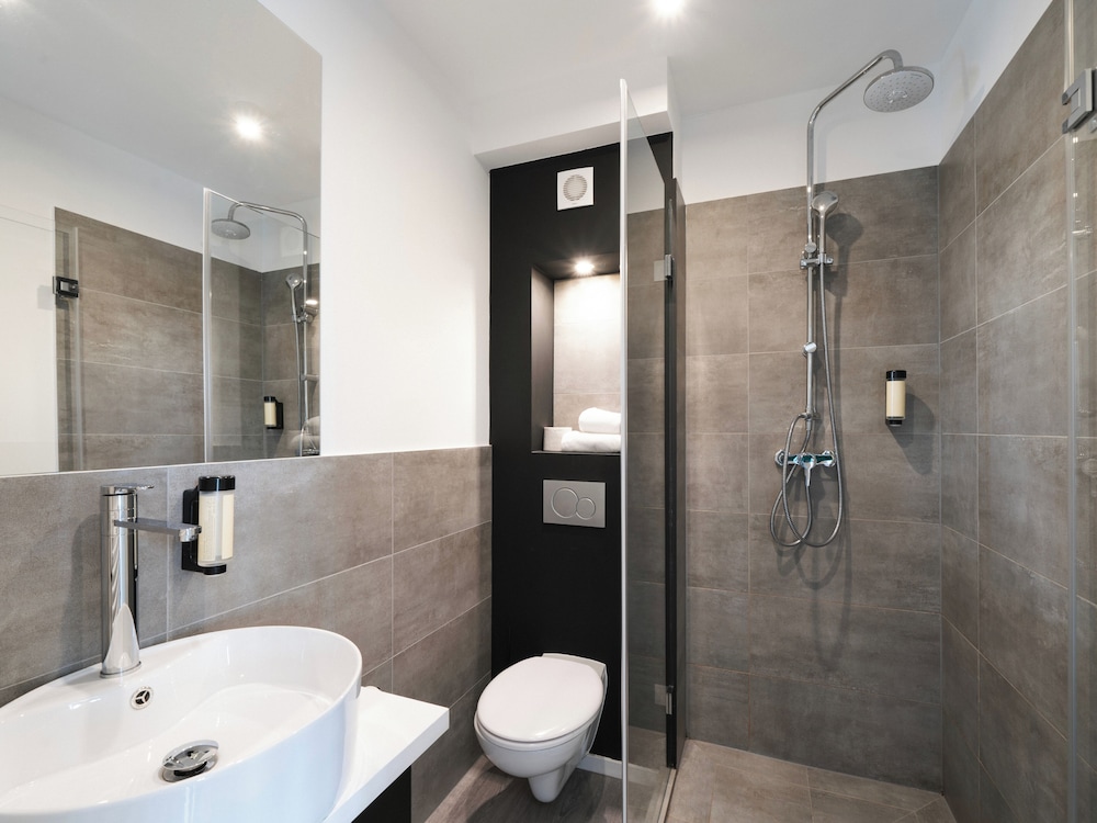 JustStay Solingen 44/50