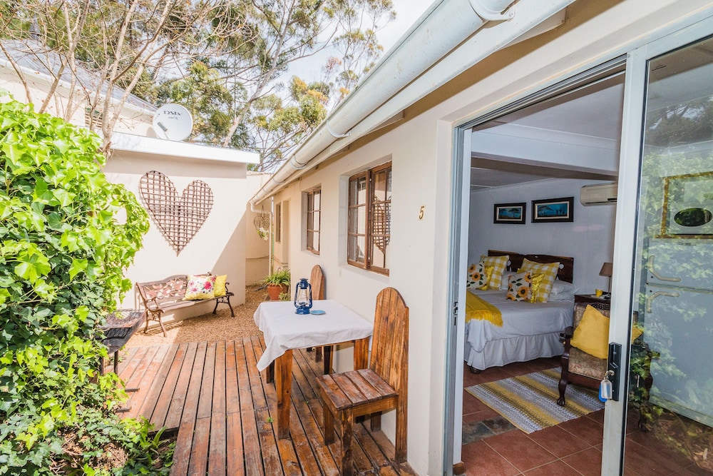 Homestead B & B 34/50