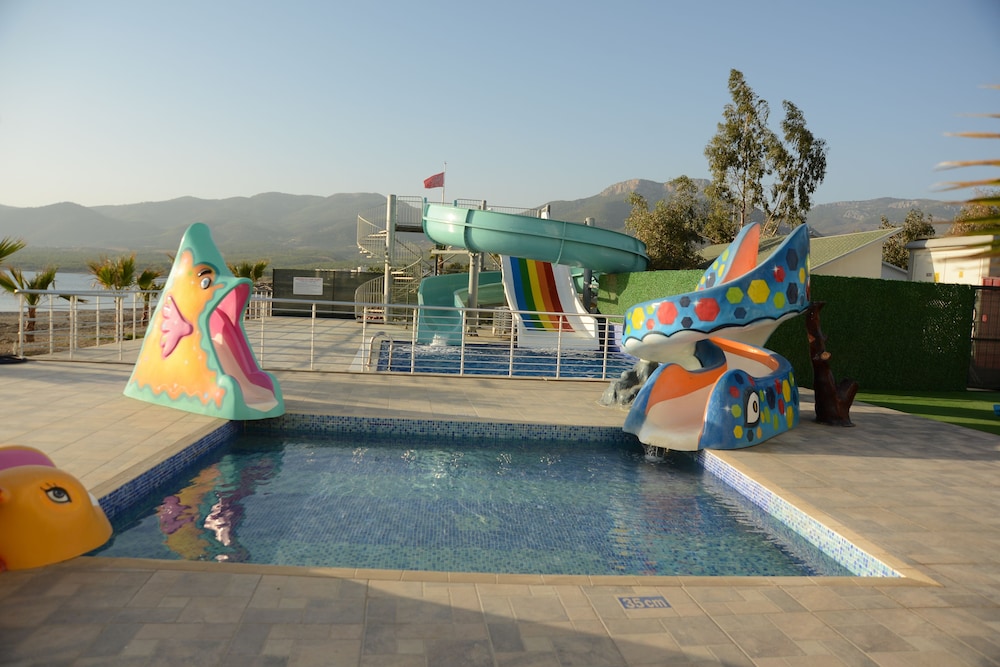 Marpessa Blue Beach Hotel 43/50