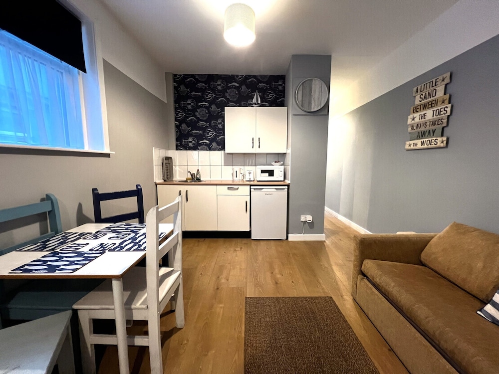 Central Cove Guesthouse 31/49