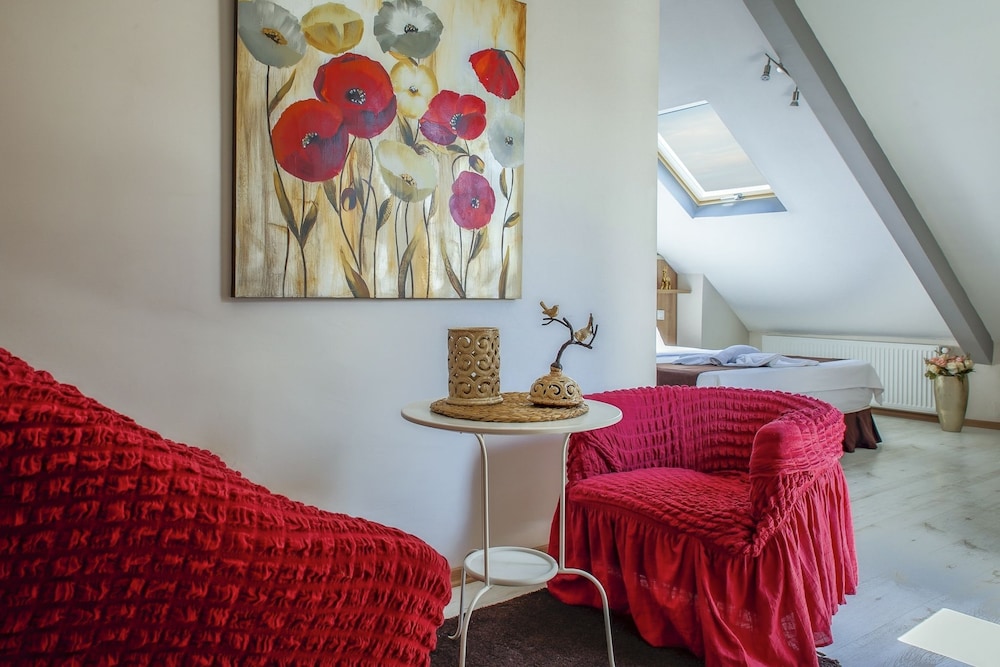 Kavalali Suites 40/50