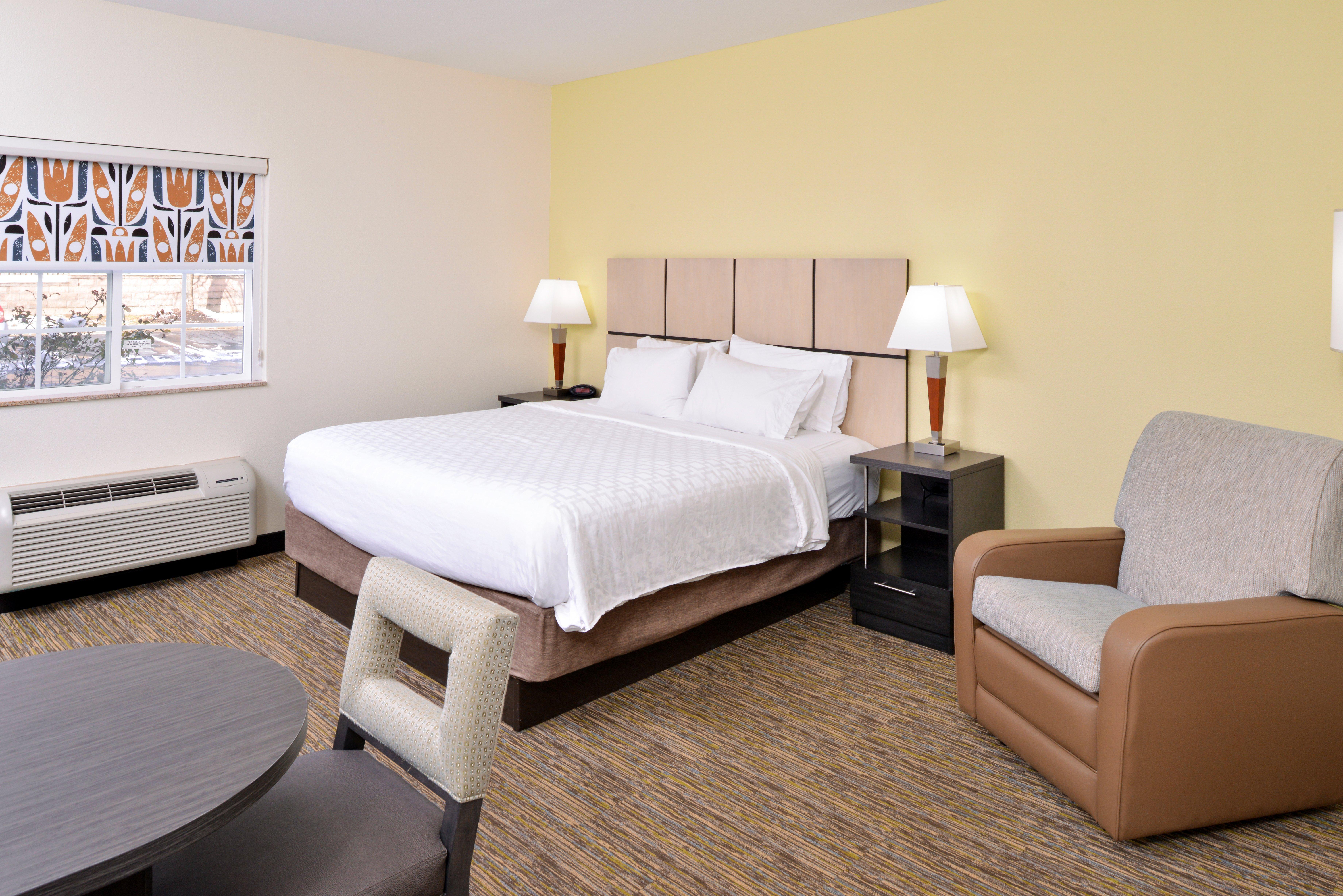 Suite, King Bed
