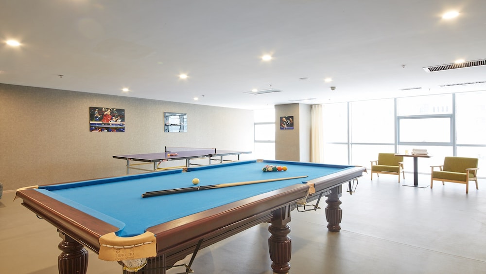 swimming pool spa