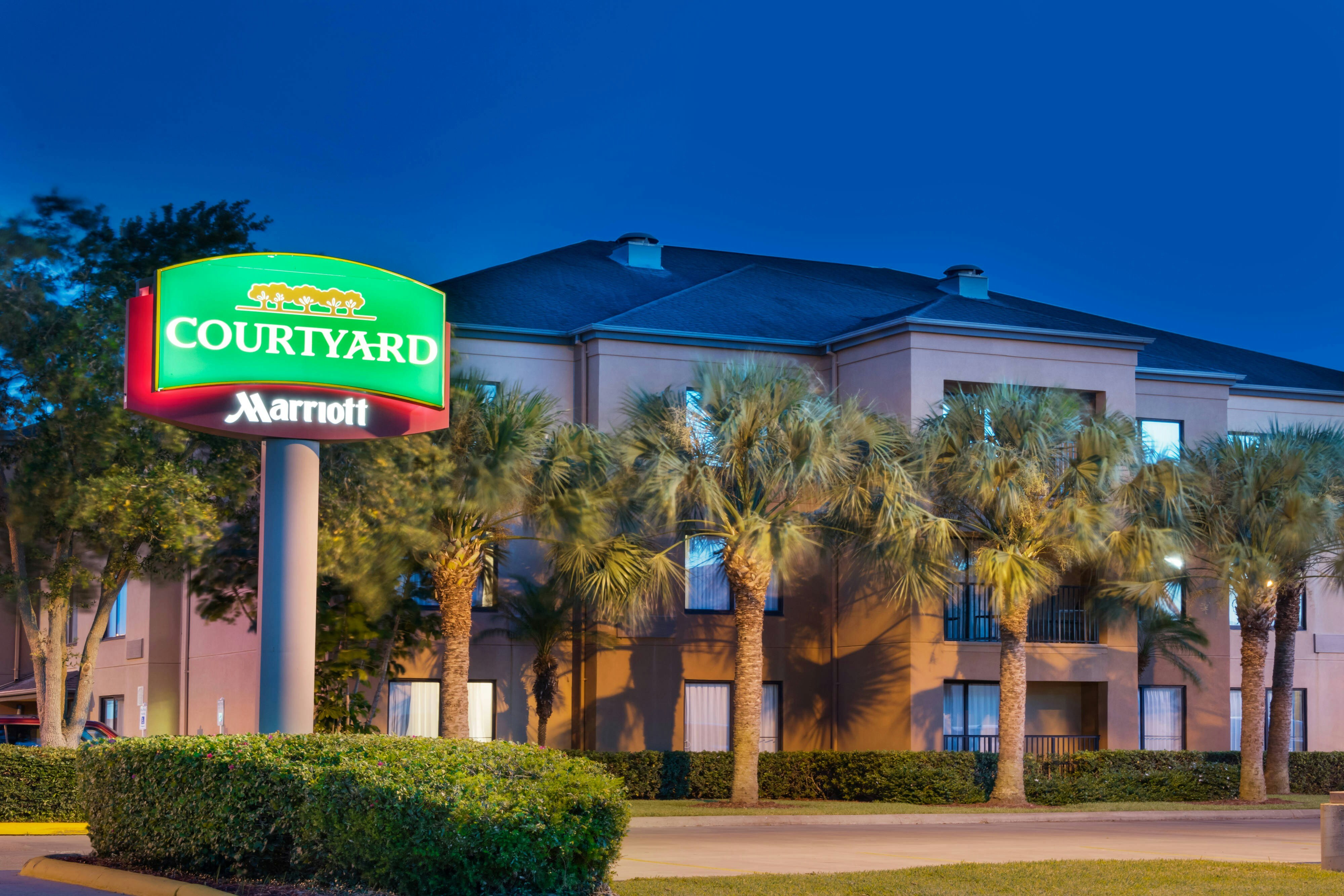 Courtyard Harlingen 2/36
