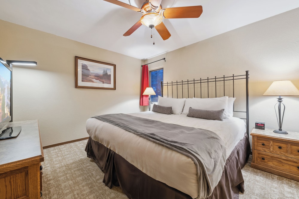 Eagle Point Resort 16/50
