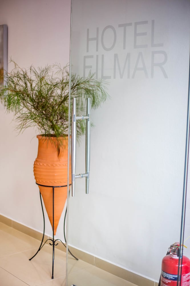 Filmar Hotel 45/73