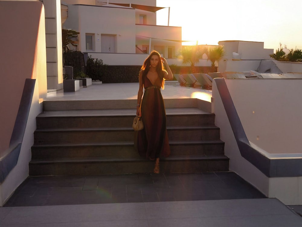 Myst Boutique Hotel Santorini 70/77