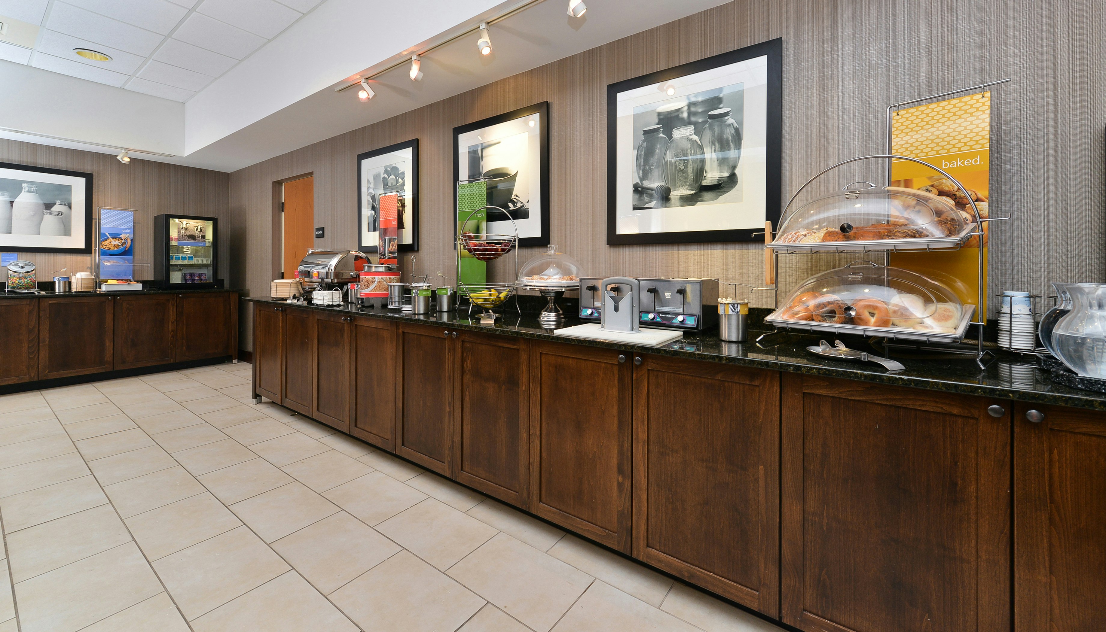 Hampton Inn Chicago Carol Stream 6/43