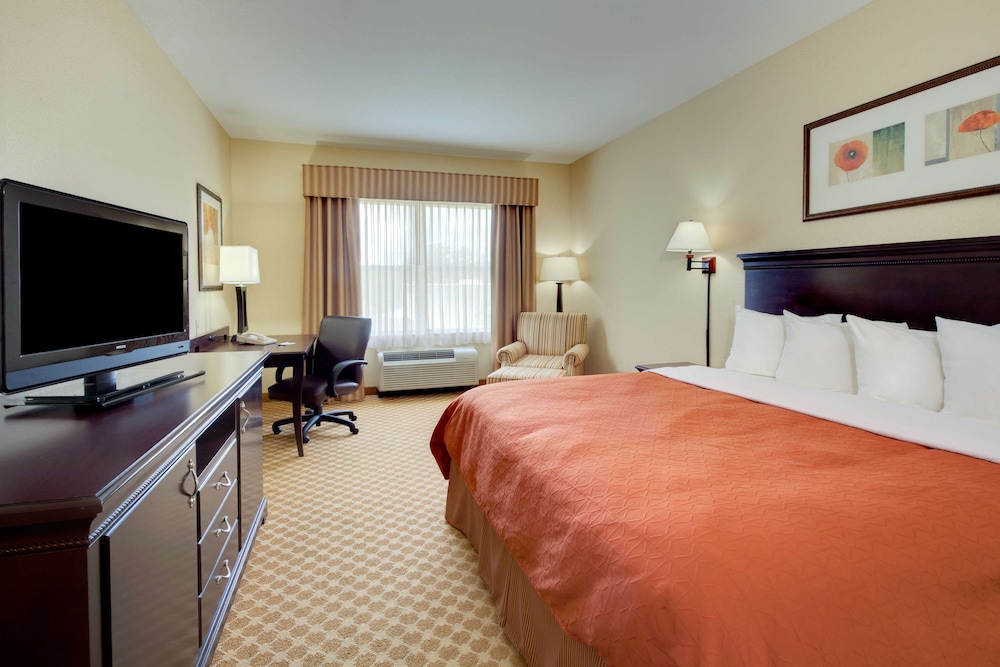 Country Inn and Suites by Radisson Tallahassee University Area FL 7/31