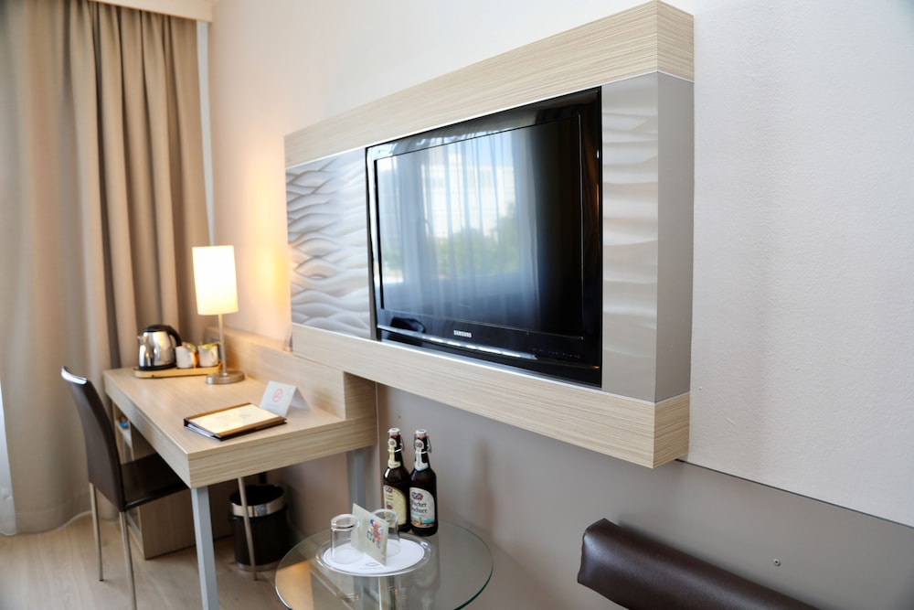 Hotel New Orly 37/65